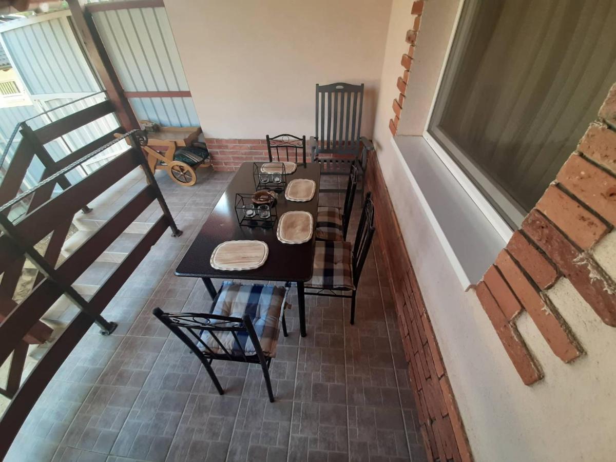 Apartmán Akacvirag Airport Vendeghaz Debrecín Exteriér fotografie